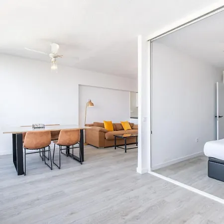 아파트 Levante Sky Views - Modern 9th Floor Near 베니돔